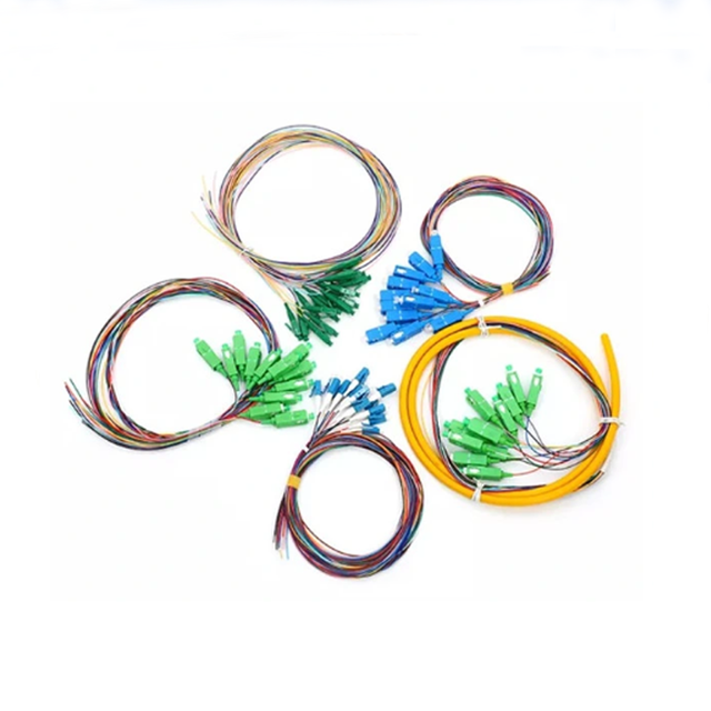 Pigtail de fibra de 12 núcleos de 12 núcleos SC APC